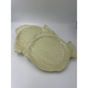 Vintage Holland Mold 1983 Hand Painted Ceramic Fish Plates Set of 2 Pale Green